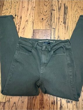 American Eagle Outfitters Olive-Tone Skinny Jeans